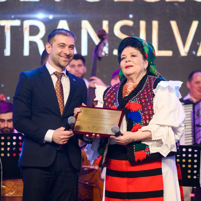 Angela Buciu a primit titlul de Cetățean de Onoare al Județului Maramureș