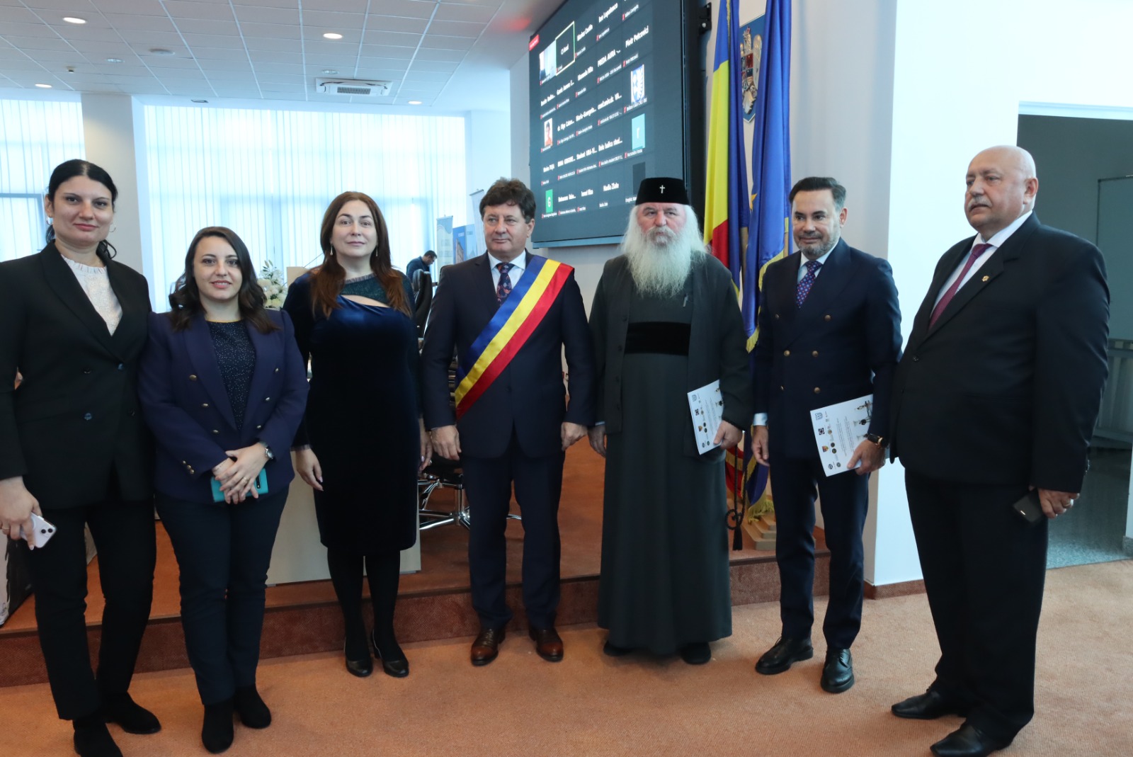 Distincție de Excelență  pentru Înaltpreasfinția Sa, Părintele Ioan Selejan, Arhiepiscop al Timișoarei și Mitropolit al Banatului