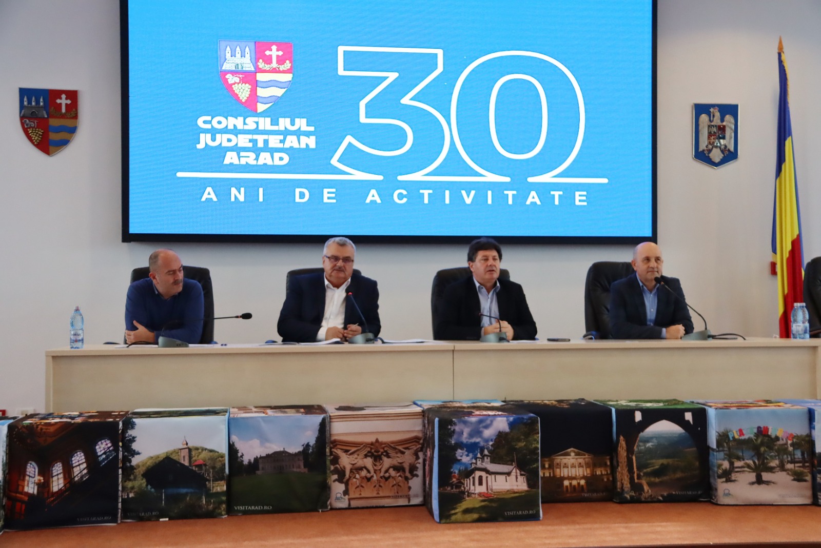 Consiliul Județean Arad, Compania de Apă și un număr de 14 primării de orașe și comune, alături de municipiul Arad, au prezentat un nou proiect