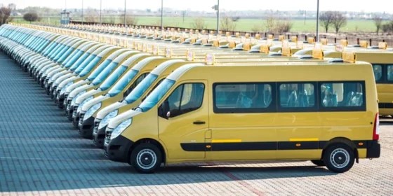 O nouă achiziţie importantă a fost lansată: CJ Braşov cumpără 25 de microbuze hibrid destinate transportului elevilor!