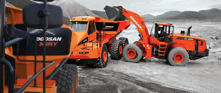 DOOSAN Excavatoare pe senile • Excavatoare pe roti • Incarcatoare frontale