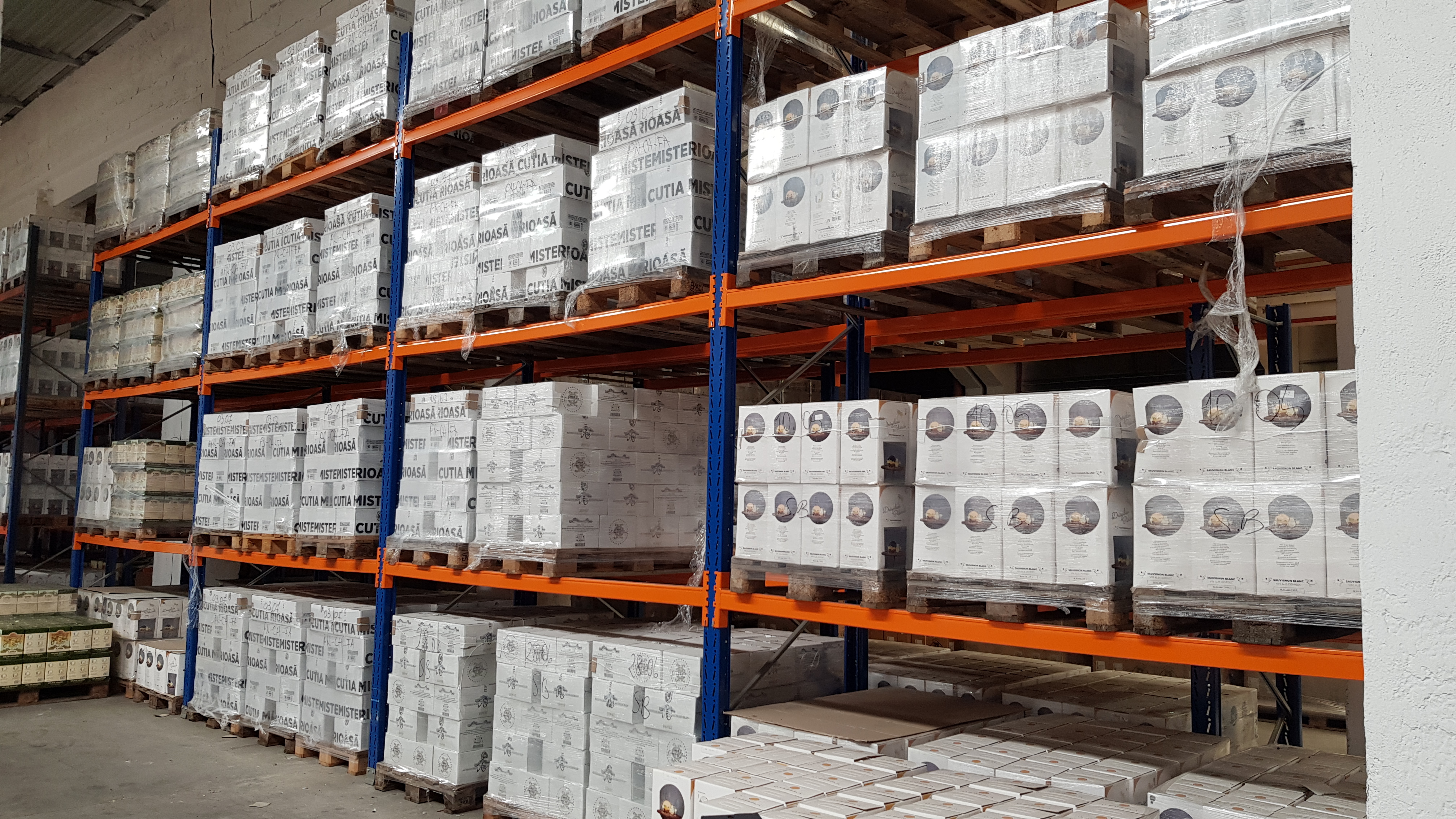 Rafturi pentru paleti