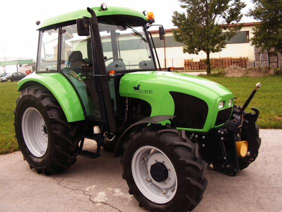 Tractor Limb LUXS 92CP