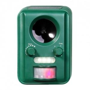 Aparat cu ultrasunete pentru alungarea cainilor si pisicilor Animal Stop