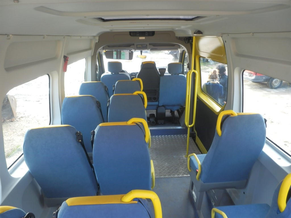 Huse pentru scaune la microbuze scolare cu 17 locuri