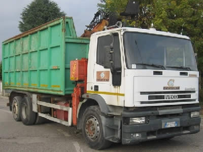IVECO BASCULABIL CU MACARA MASINA FABRICATA 1995