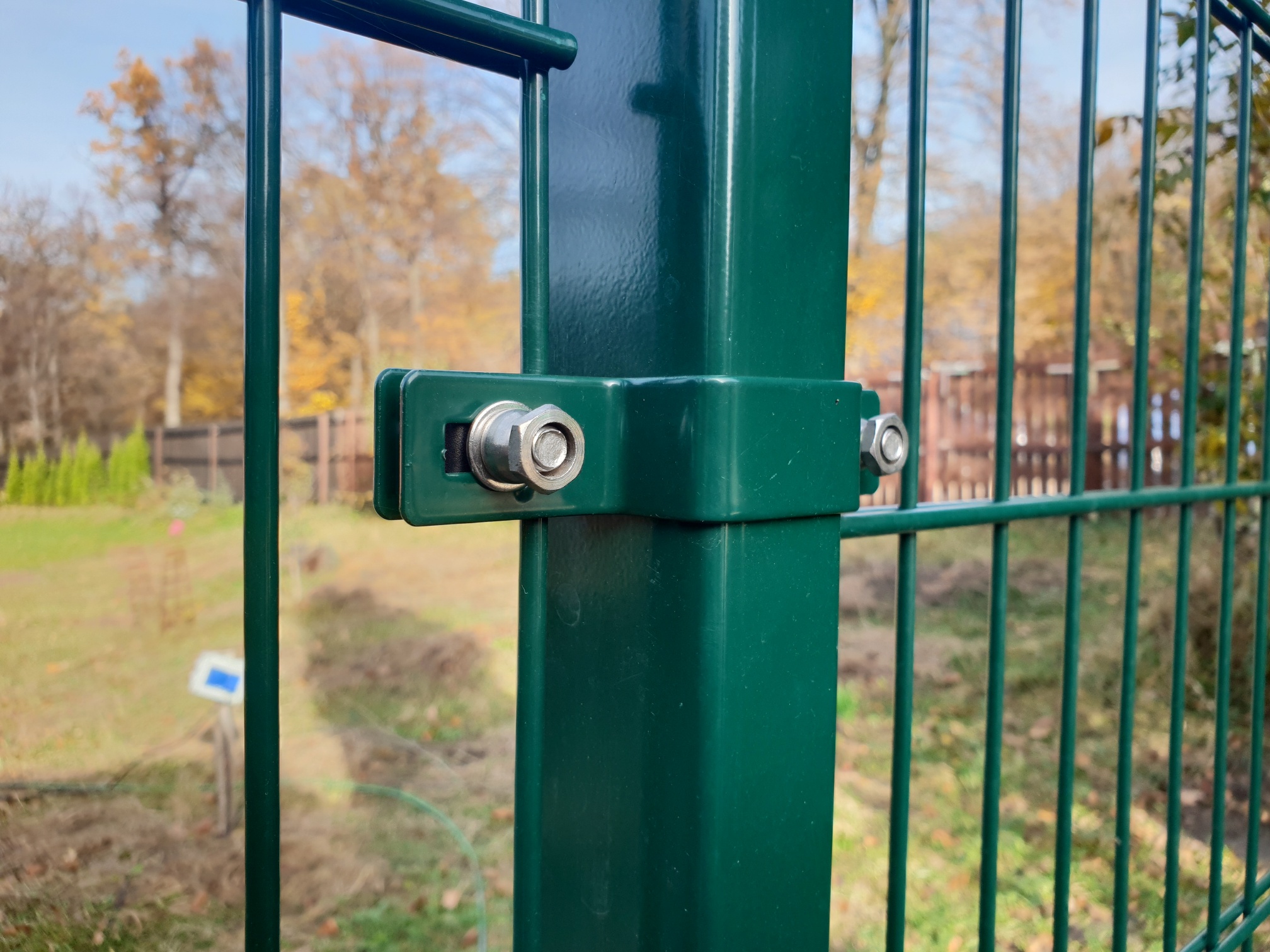 Set clema fixare pe stalpi, panouri de gard tip dublu fir sau bordurat