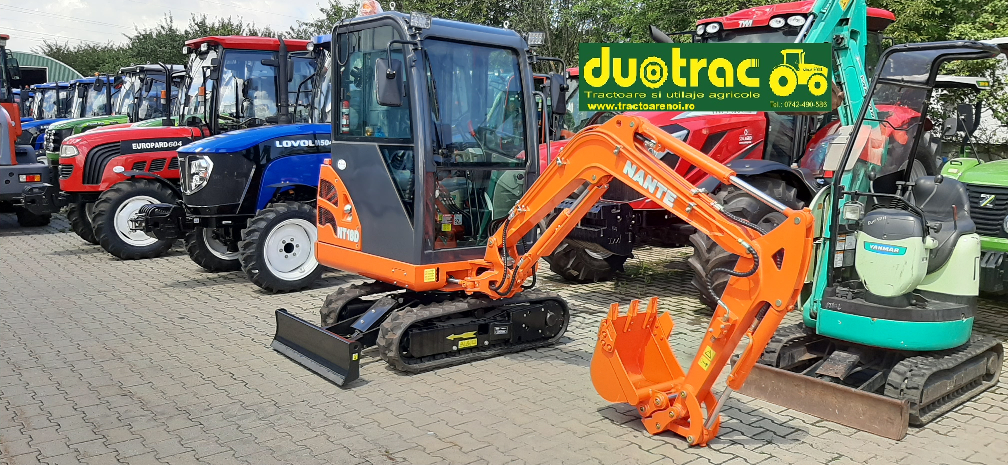 Miniexcavator model NANTE 18D cu cabina