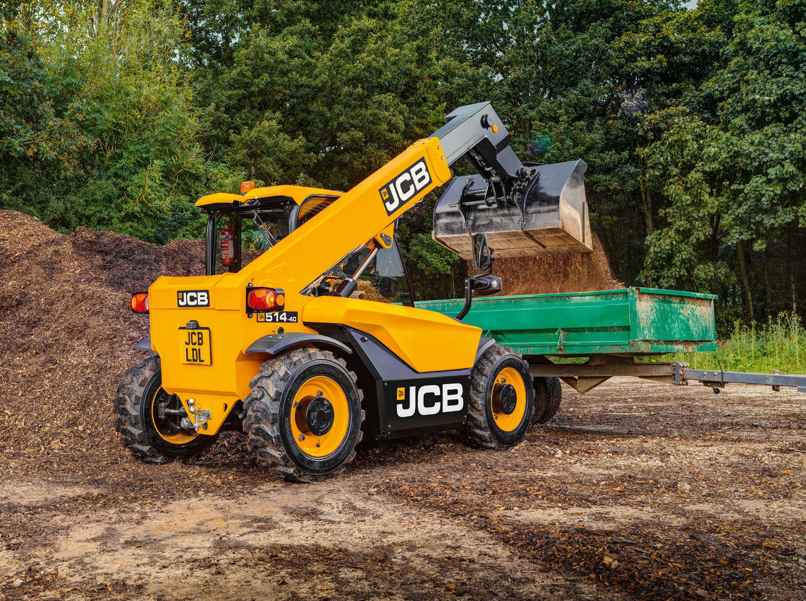 Încărcătoare telescopice JCB