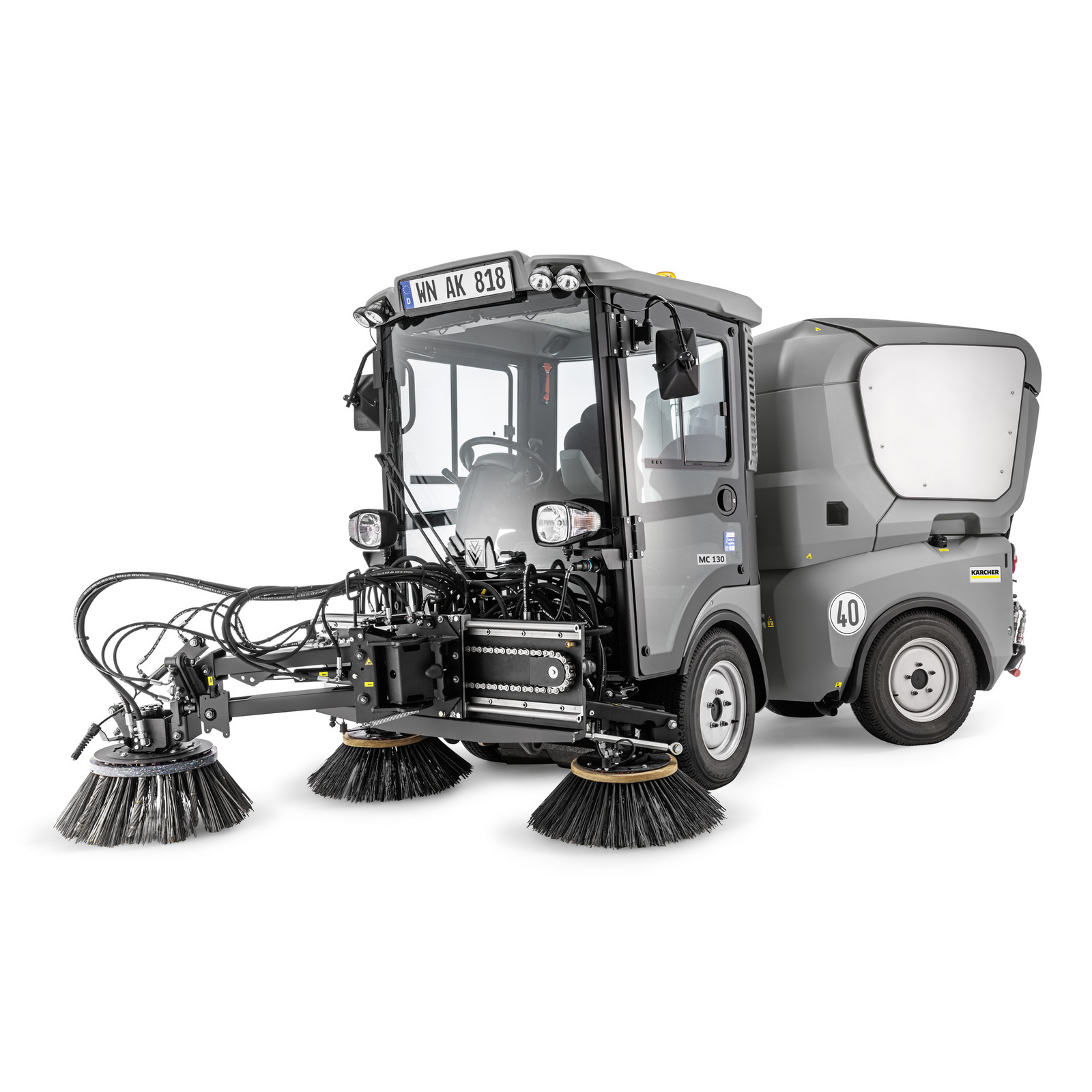 MAȘINĂ MUNICIPALĂ DE MĂTURAT MC 130 Adv