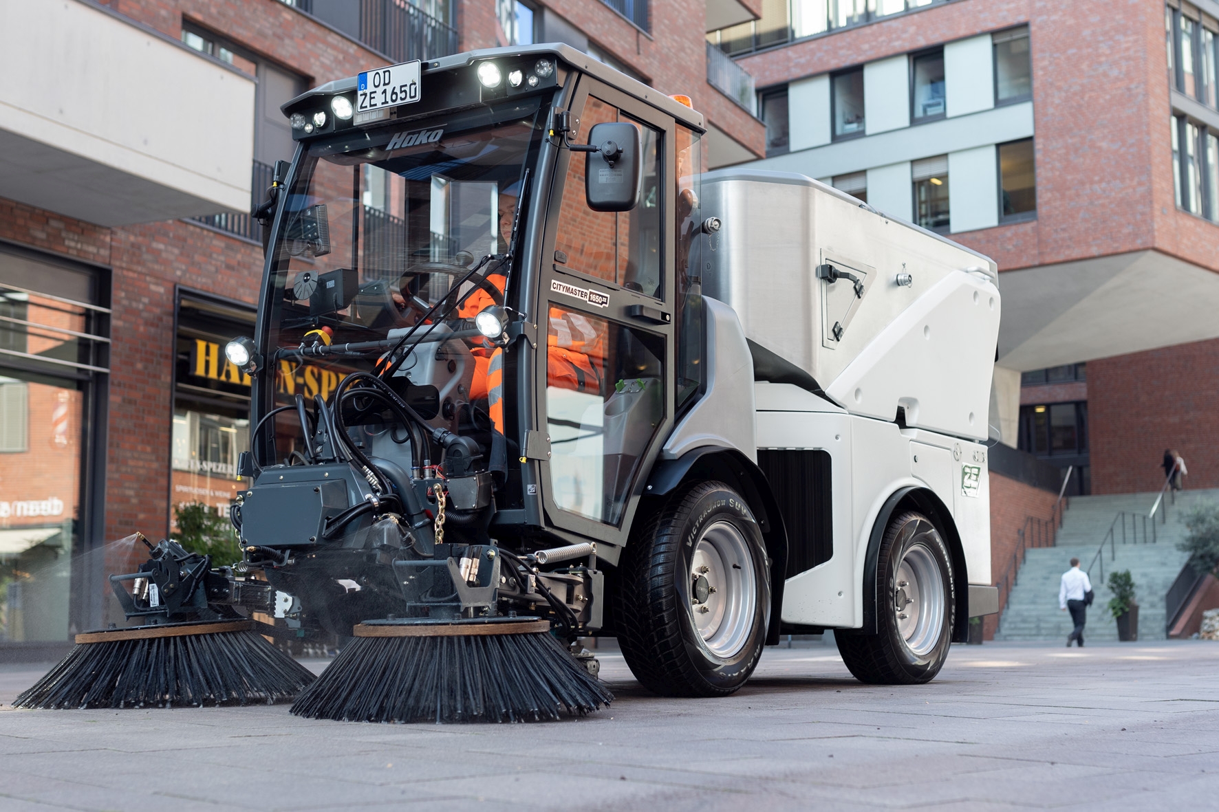 CITYMASTER 1650 ZE - Măturătoare multifuncțională complet electrică