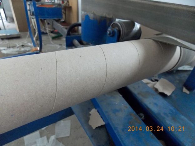 Producție tuburi carton diferite diametre și grosimi