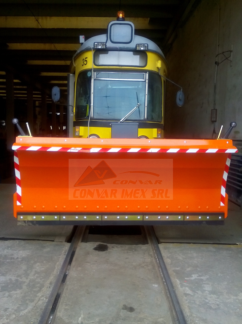 Lama de deszapezire pentru tramvaie