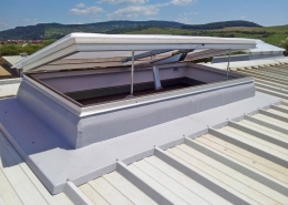 Luminatoare și policarbonat