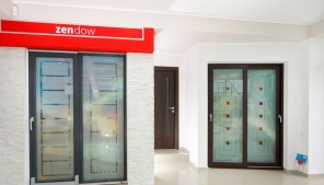 Usi si tocuri pentru interior si exterior