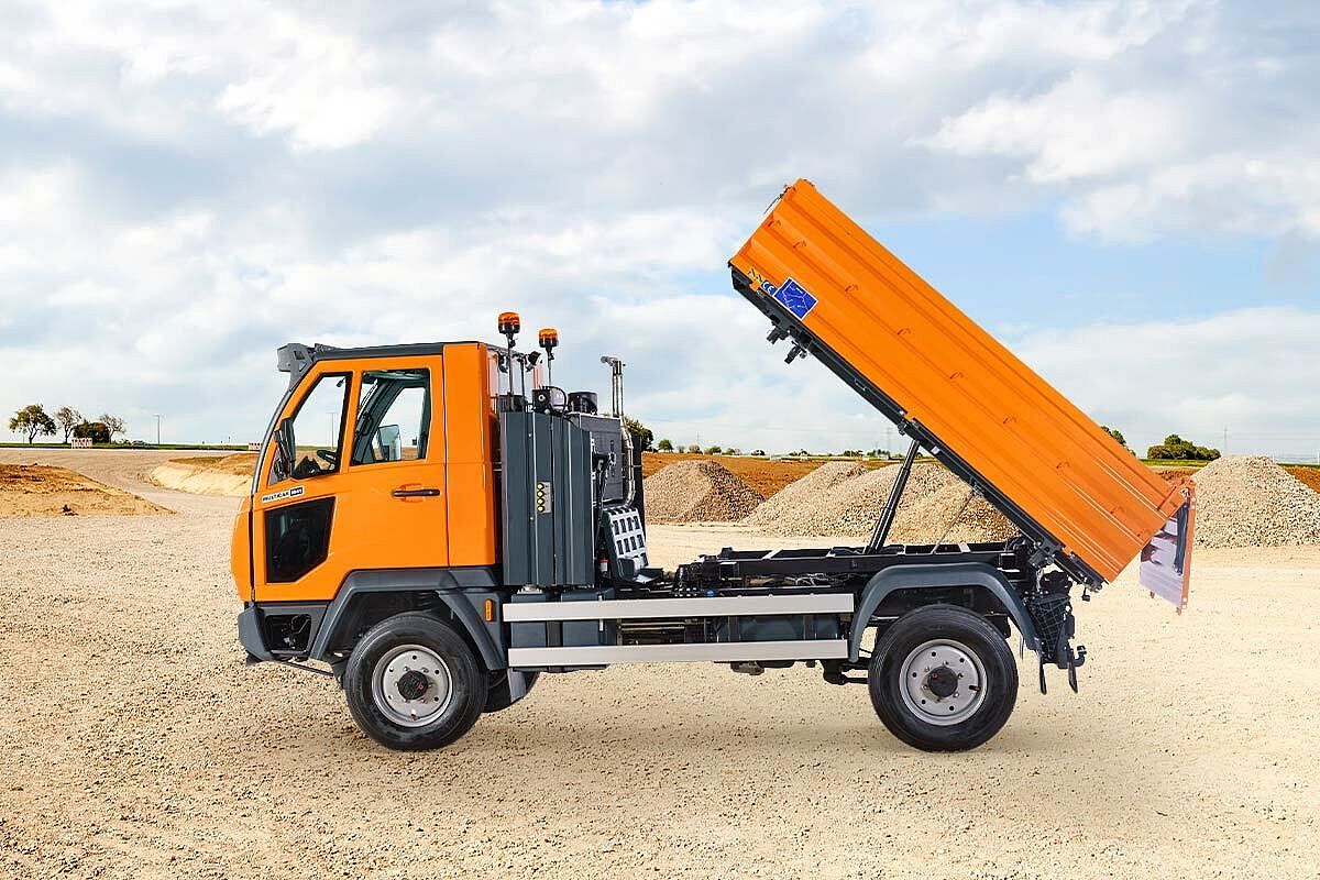 MULTICAR M41 - Vechicul multifuncțional