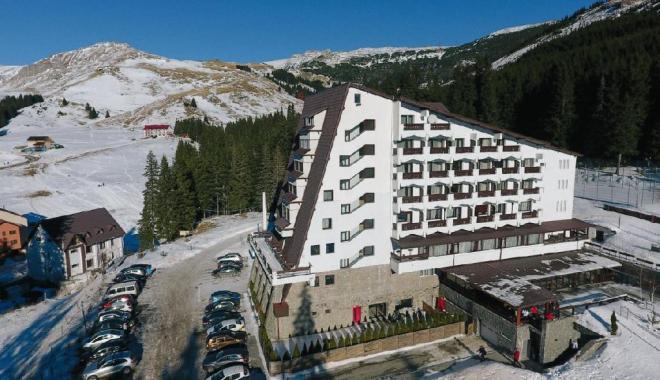 PEȘTERA PADINA, Parcul Natural Bucegi. Cota1610m - HOTEL PEȘTERA****