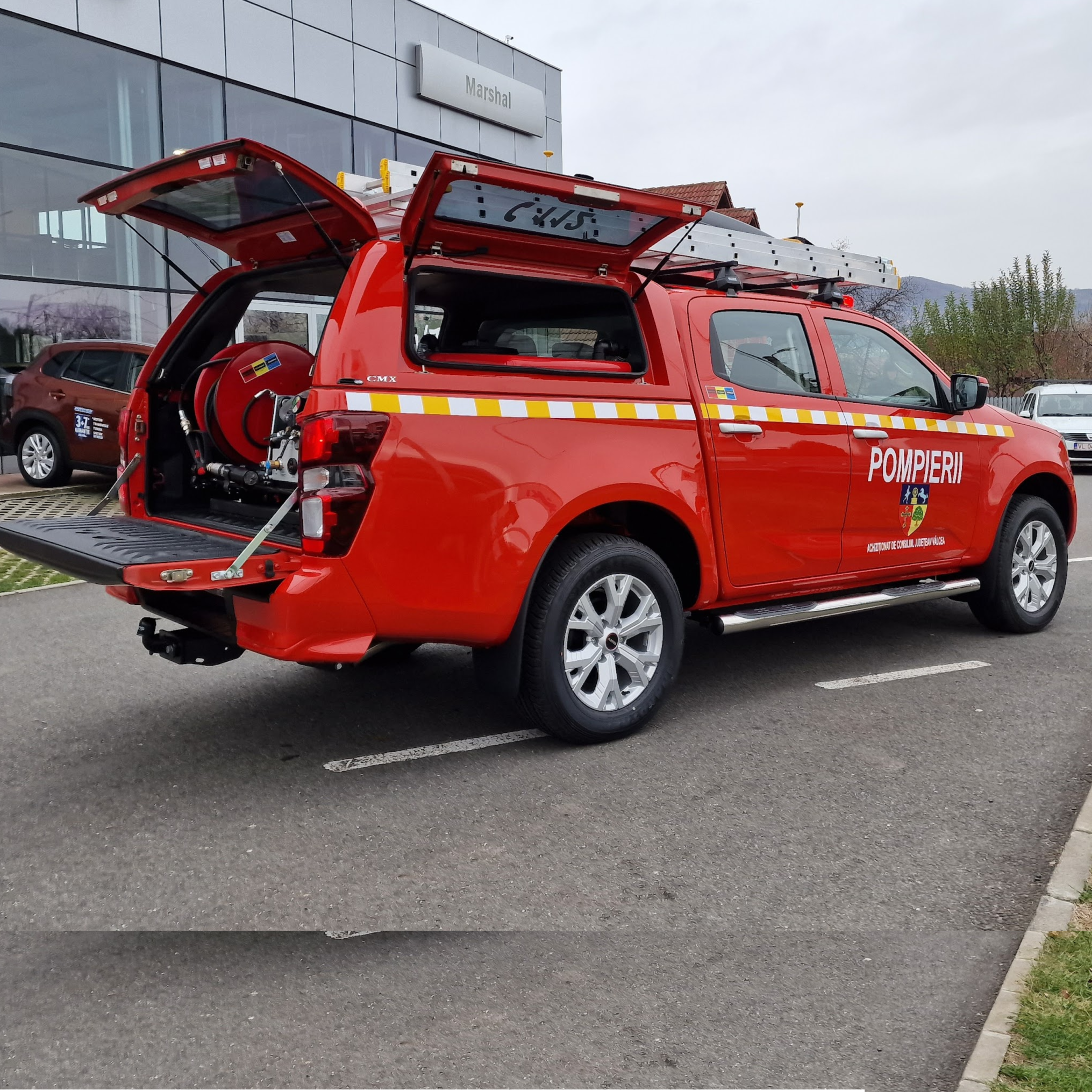 ISUZU FIREGUARD - Autoutilitara 4x4 de interventie rapida la incendii,  destinata SVSU