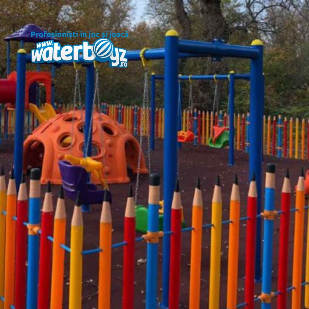 Gard creioane colorate