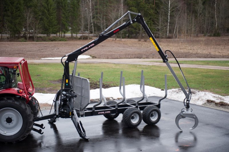 Remorca forestiera Palms 15D + Braț de incărcare Palms 7.86
