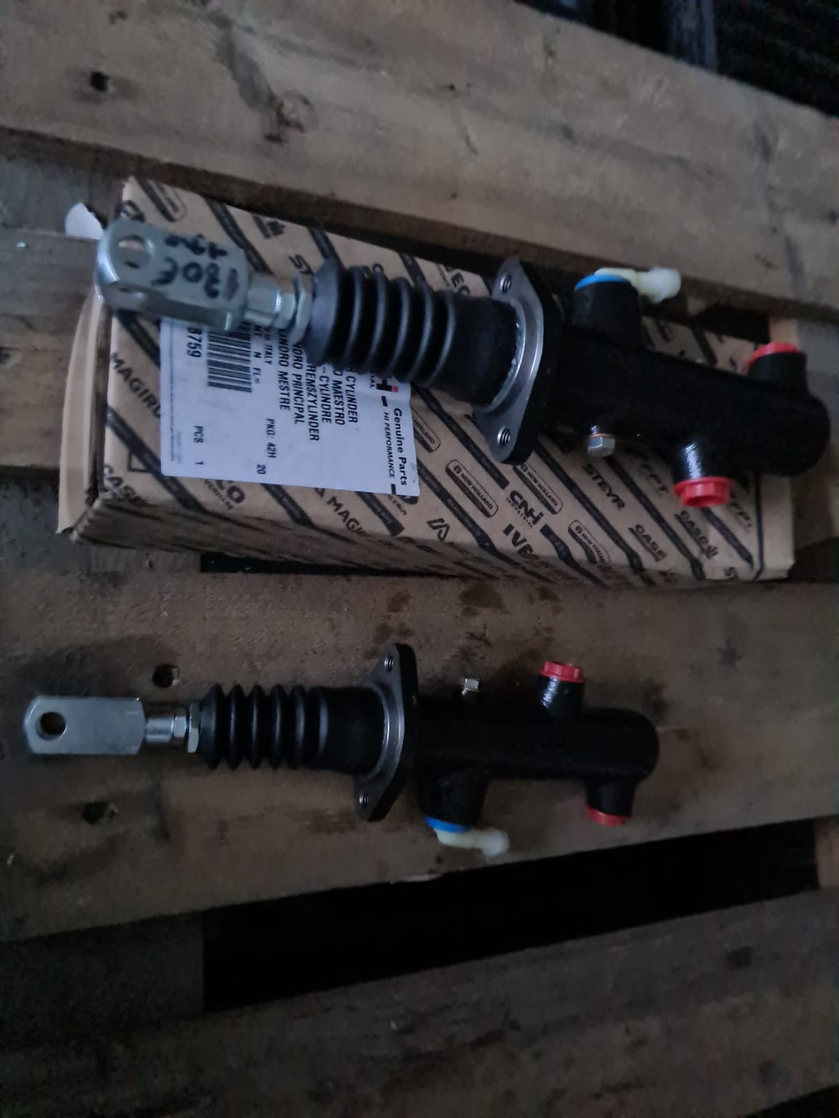 Pompa frana pt buldoexcavator Case