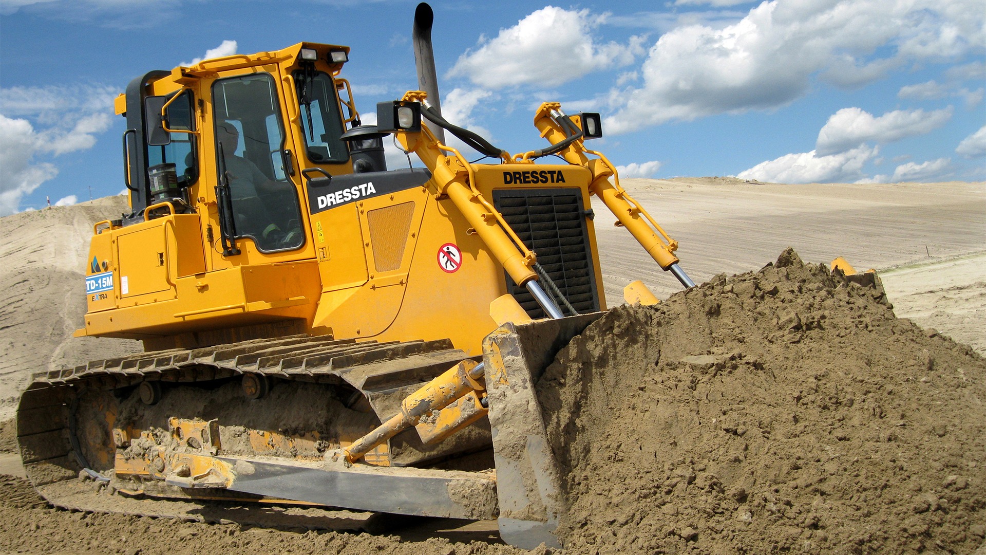 Buldozer Dressta TD-15